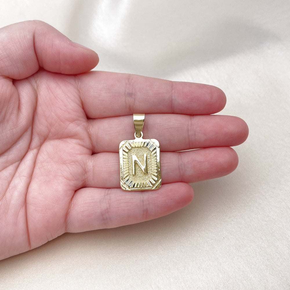 Oro Laminado Fancy Pendant, Gold Filled Style Initials Design, Diamond Cutting Finish, Golden Finish