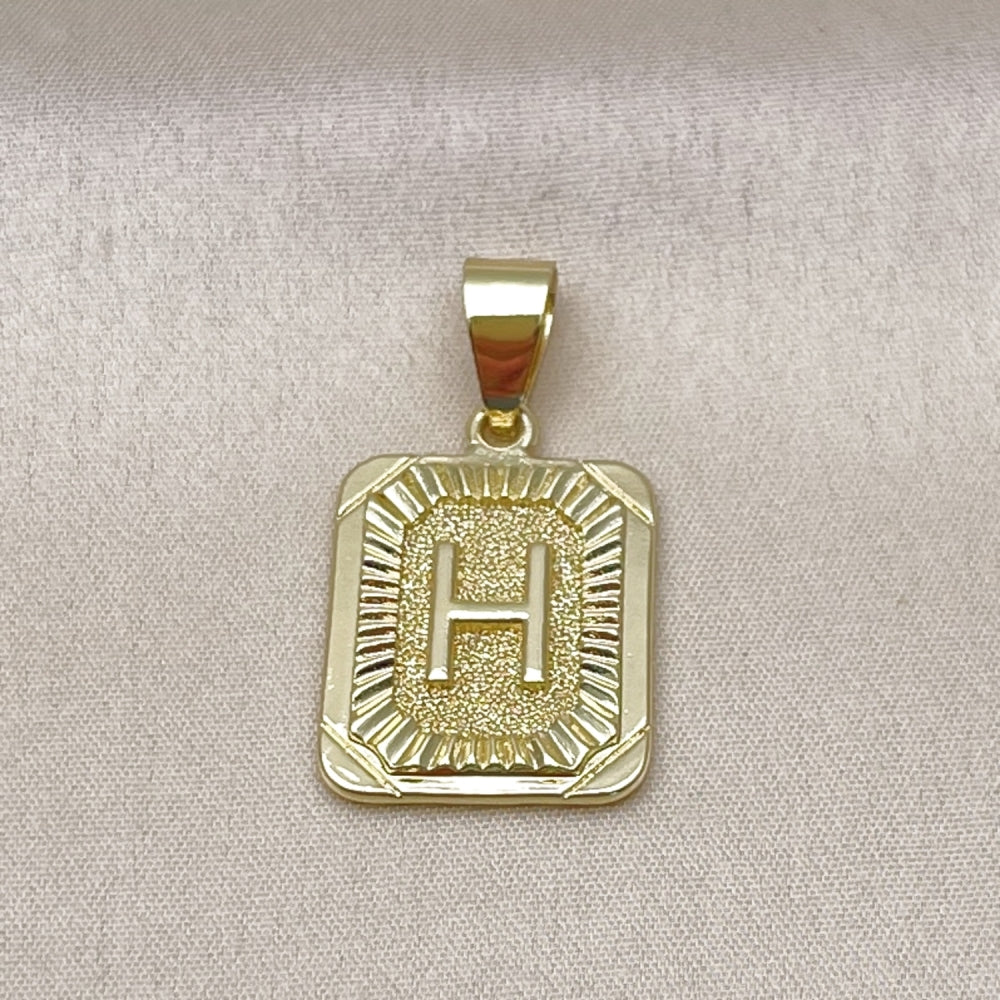 Oro Laminado Fancy Pendant, Gold Filled Style Initials Design, Diamond Cutting Finish, Golden Finish