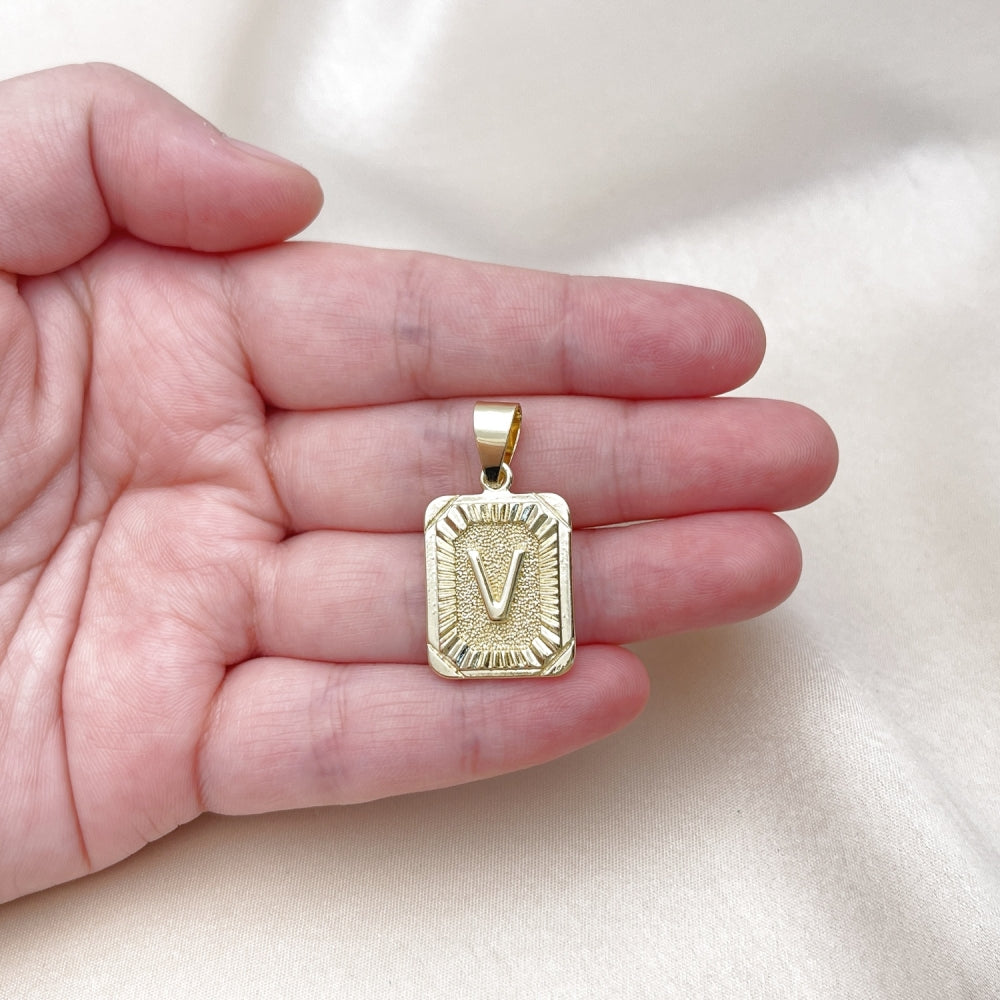 Oro Laminado Fancy Pendant, Gold Filled Style Initials Design, Diamond Cutting Finish, Golden Finish