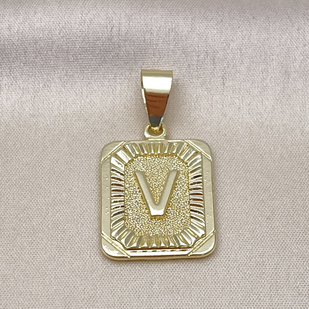 Oro Laminado Fancy Pendant, Gold Filled Style Initials Design, Diamond Cutting Finish, Golden Finish