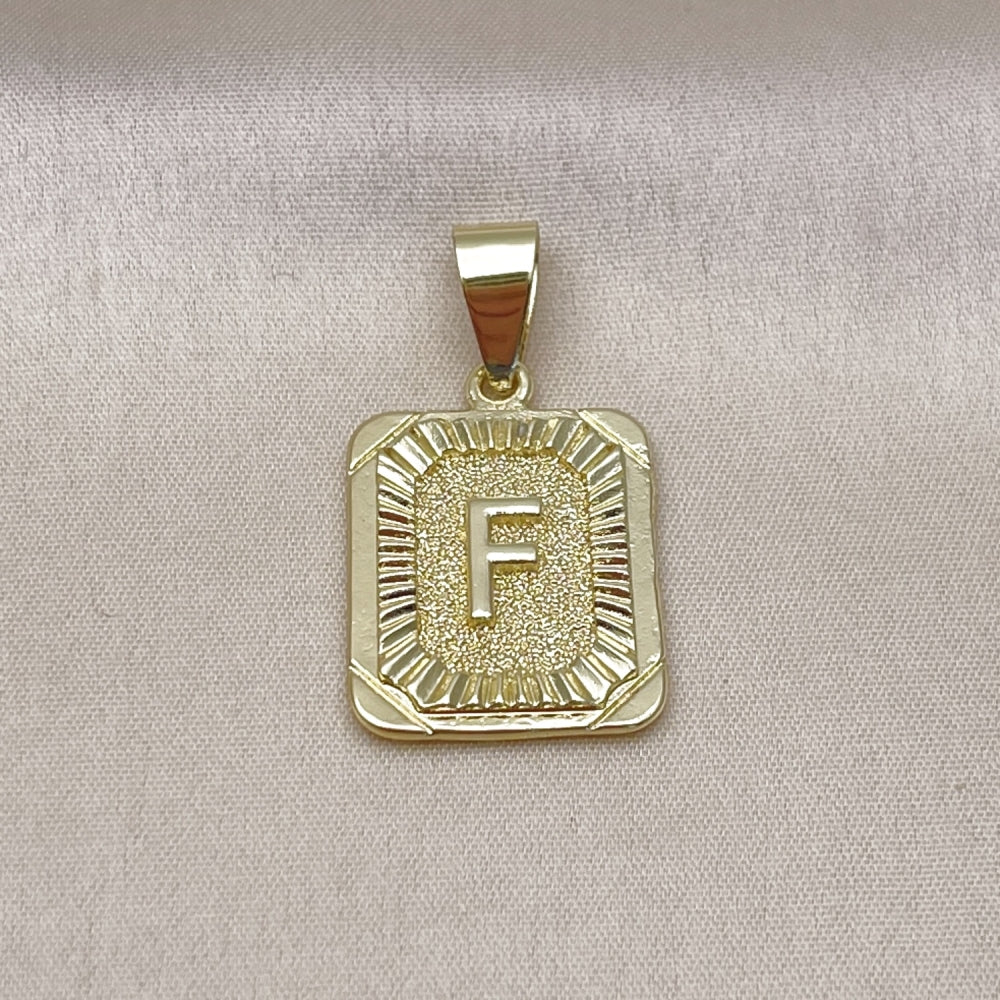 Oro Laminado Fancy Pendant, Gold Filled Style Initials Design, Diamond Cutting Finish, Golden Finish