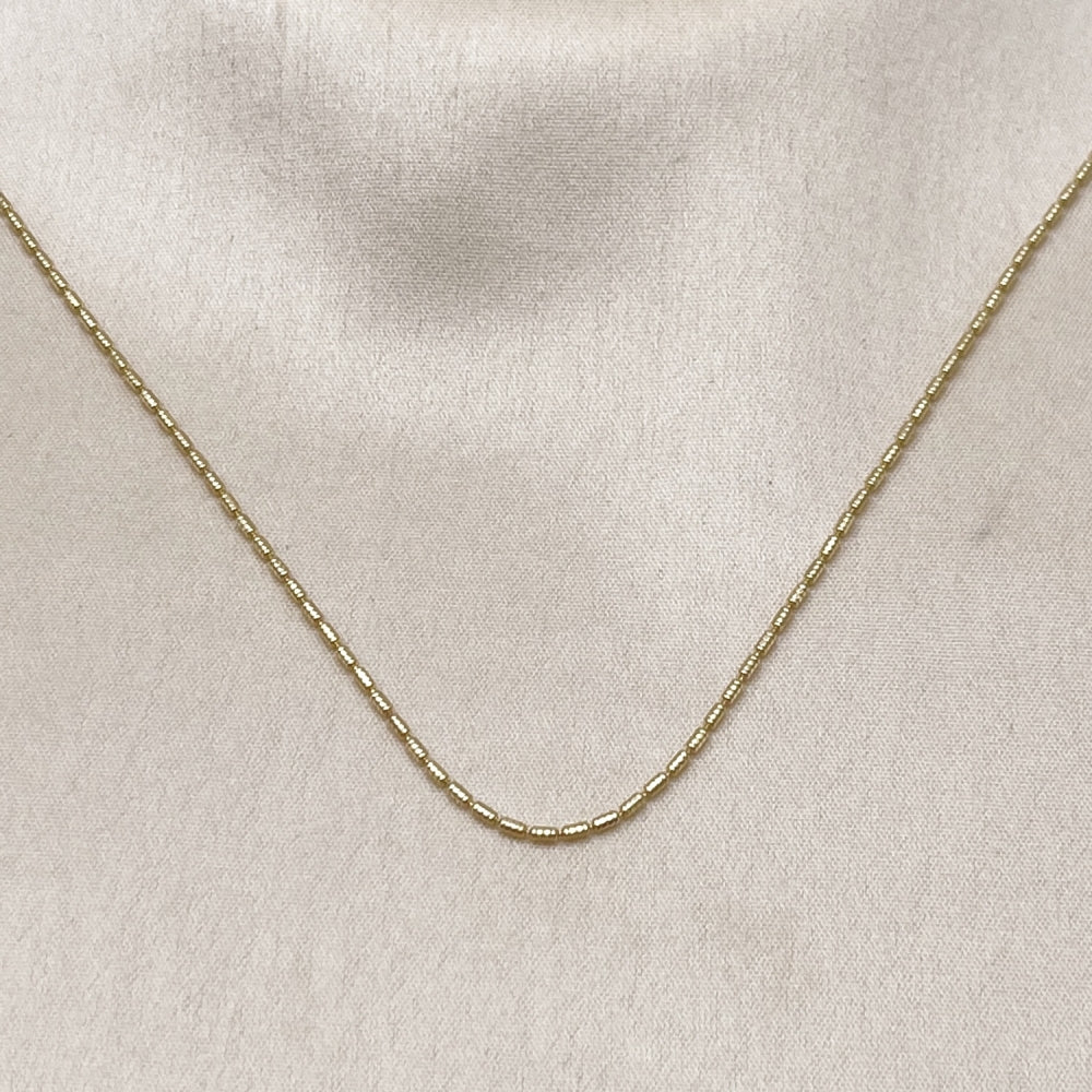 Oro Laminado Basic Necklace, Gold Filled Style Ball Design, Diamond Cutting Finish, Golden Finish