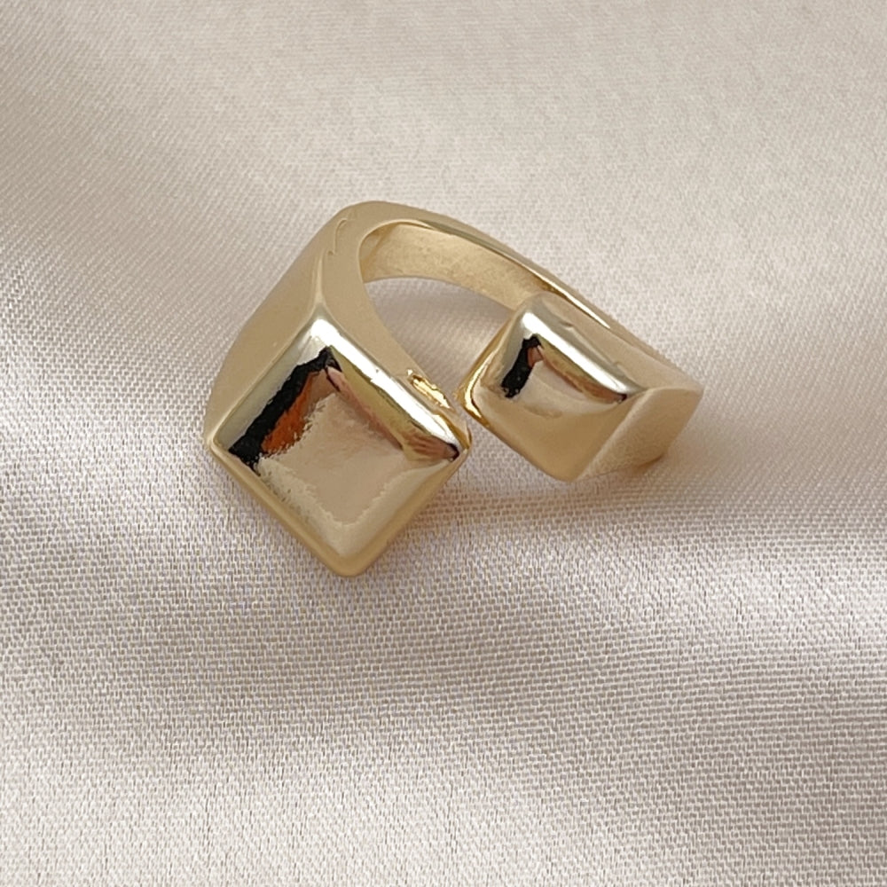 Oro Laminado Elegant Ring, Gold Filled Style Polished, Golden Finish