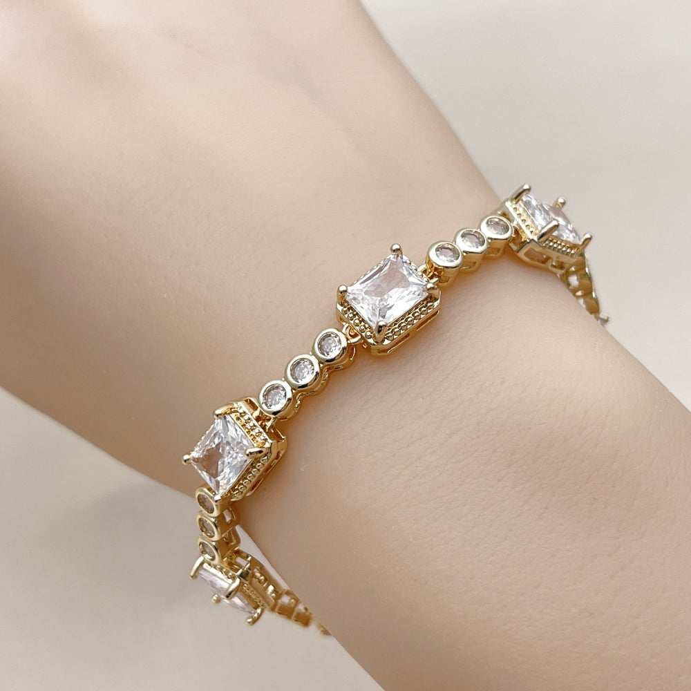 Oro Laminado Tennis Bracelet, Gold Filled Style with White Cubic Zirconia, Polished, Golden Finish