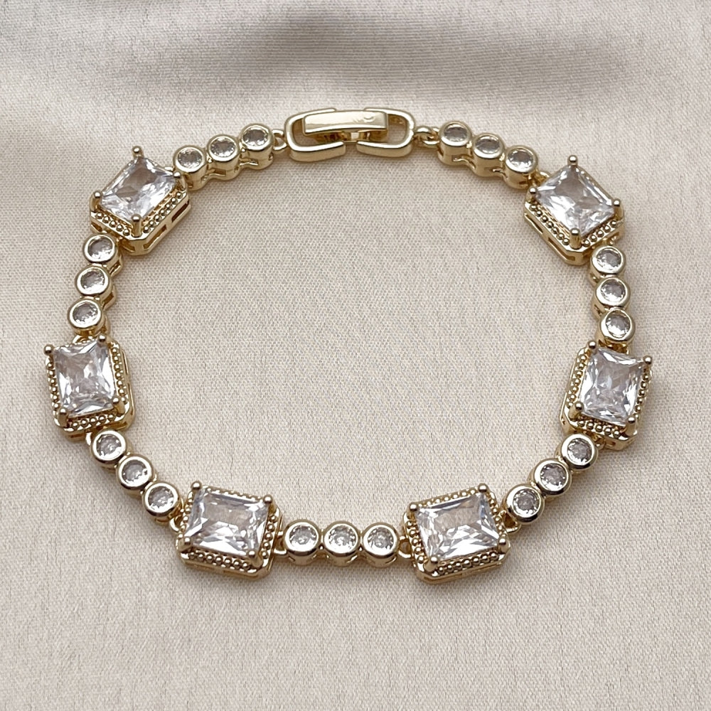 Oro Laminado Tennis Bracelet, Gold Filled Style with White Cubic Zirconia, Polished, Golden Finish