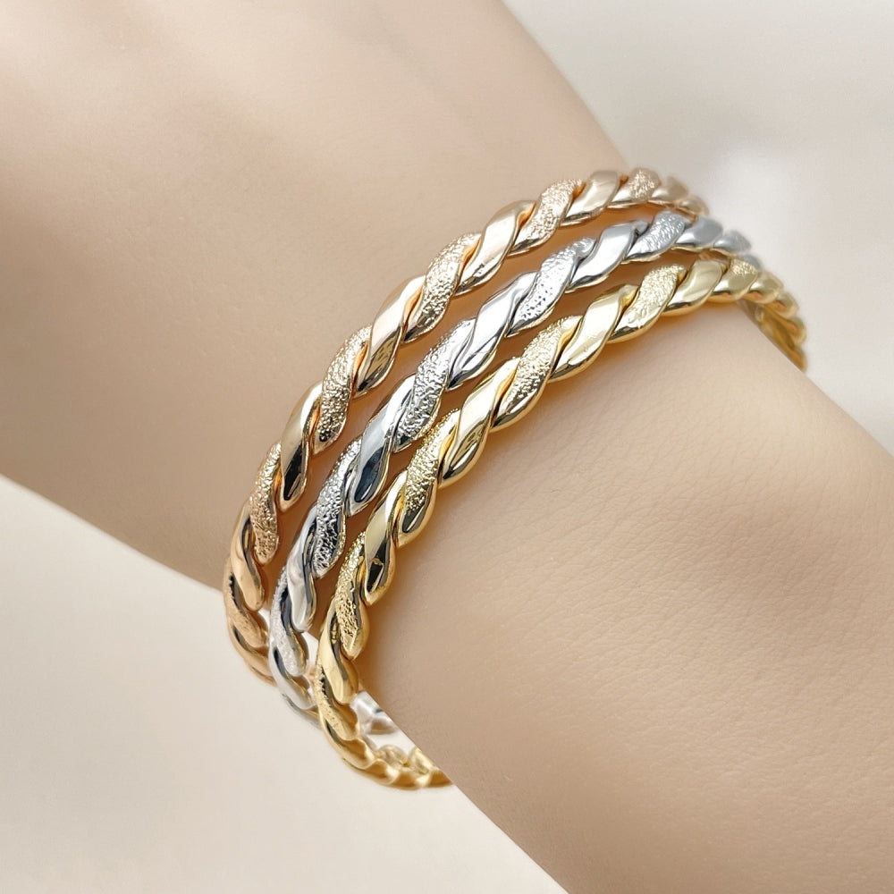 Oro Laminado Trio Bangle, Gold Filled Style Twist Design, Matte Finish, Tricolor