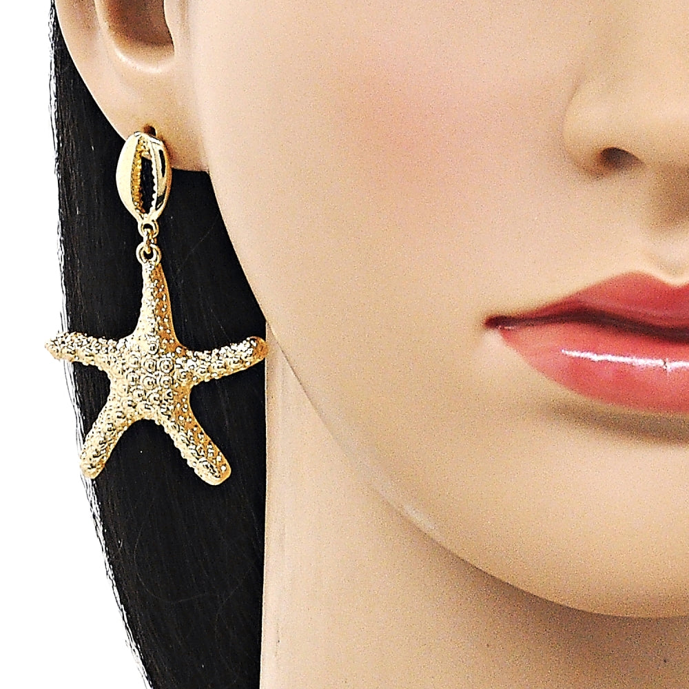 Oro Laminado Dangle Earring, Gold Filled Style Shell and Star Design, Diamond Cutting Finish, Golden Finish
