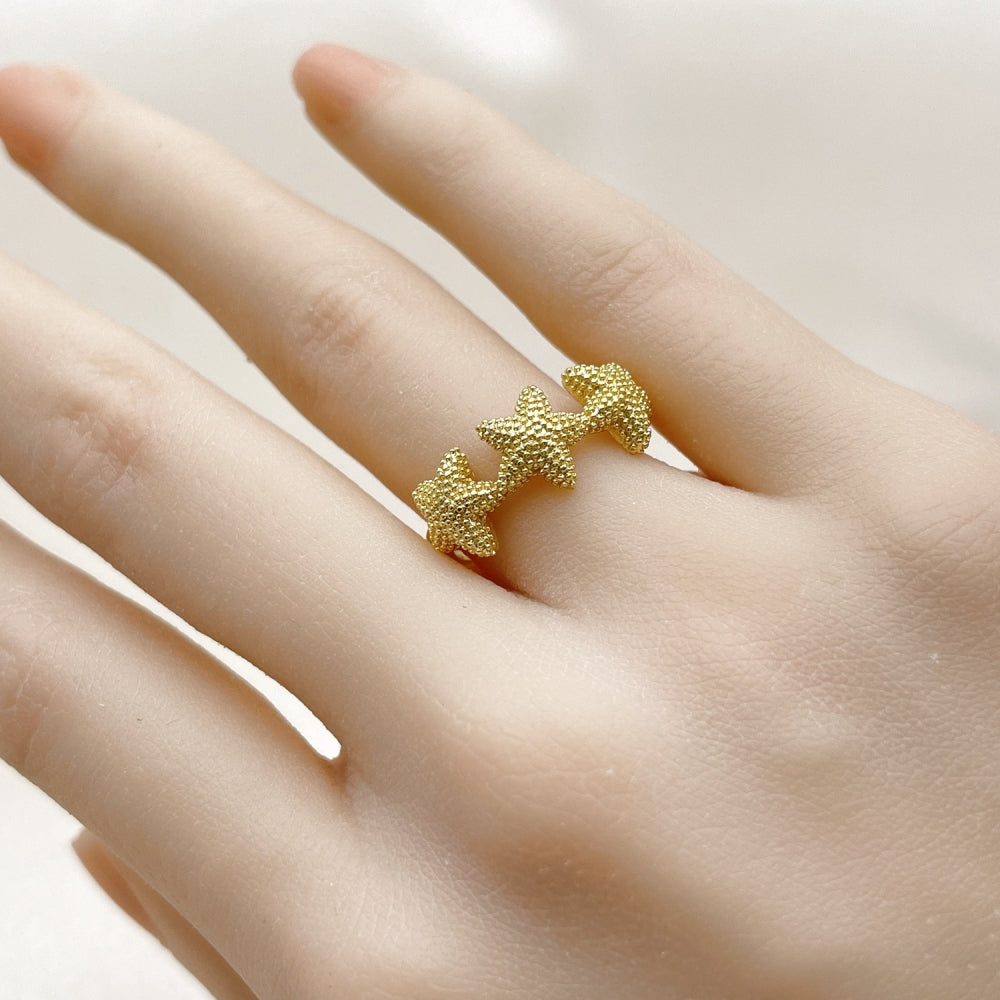 Oro Laminado Elegant Ring, Gold Filled Style Star Design, Matte Finish, Golden Finish