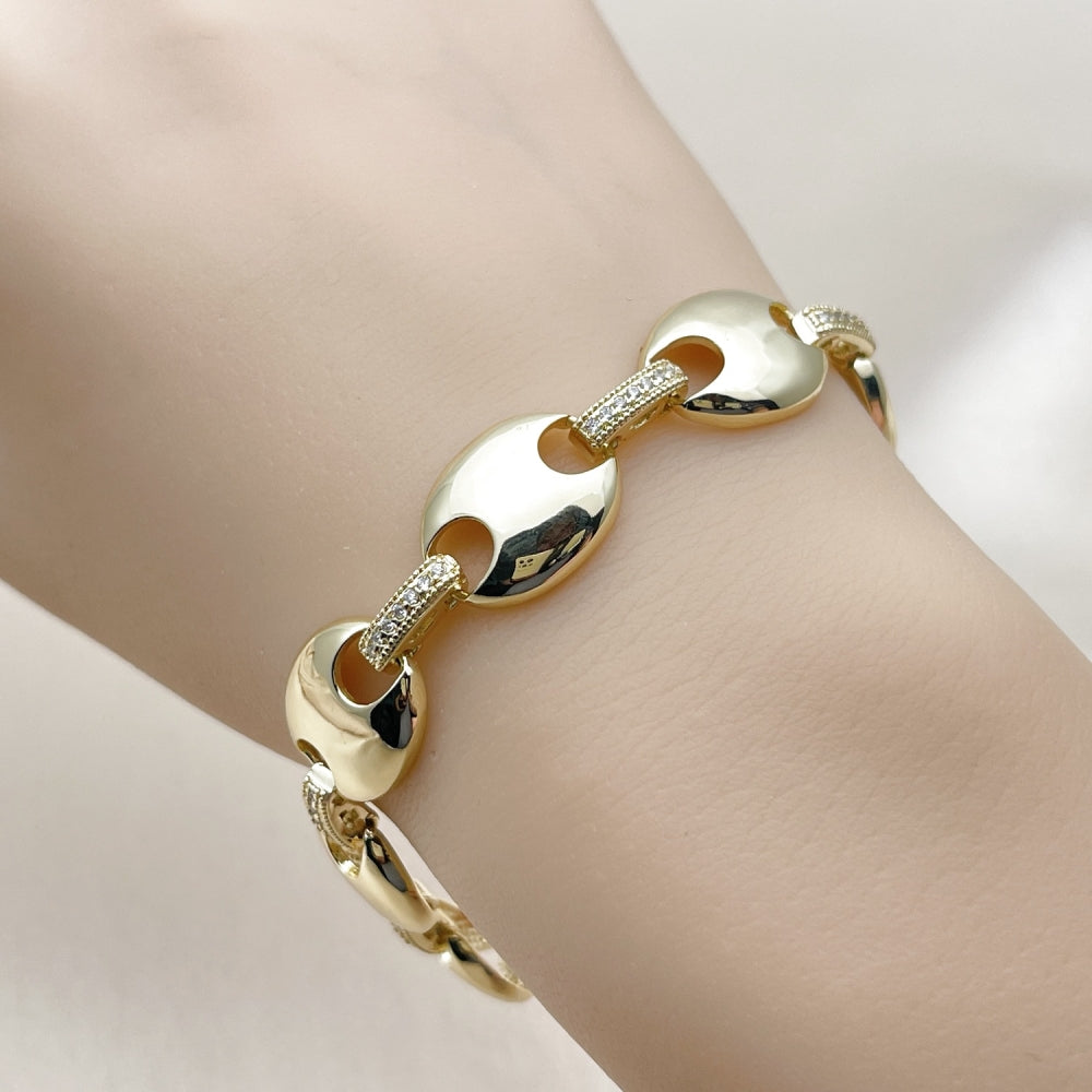 Oro Laminado Fancy Bracelet, Gold Filled Style Puff Mariner and Box Lock Design, with White Cubic Zirconia, Polished, Golden Finish