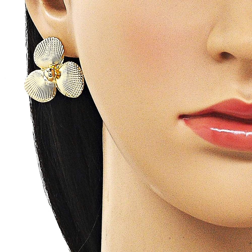 Oro Laminado Stud Earring, Gold Filled Style Flower Design, Diamond Cutting Finish, Golden Finish