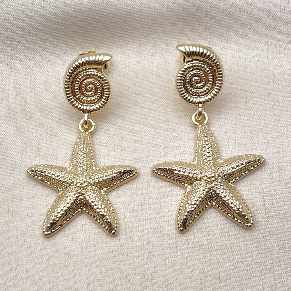 Oro Laminado Dangle Earring, Gold Filled Style Snail and Star Design, Matte Finish, Golden Finish