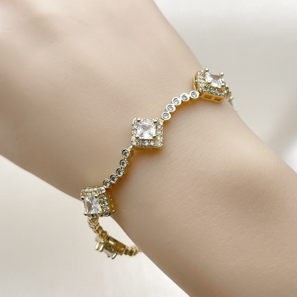 Oro Laminado Tennis Bracelet, Gold Filled Style Cluster Design, with White Cubic Zirconia, Polished, Golden Finish