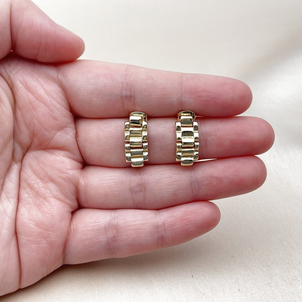 Oro Laminado Stud Earring, Gold Filled Style Belt Buckle Design, Polished, Golden Finish