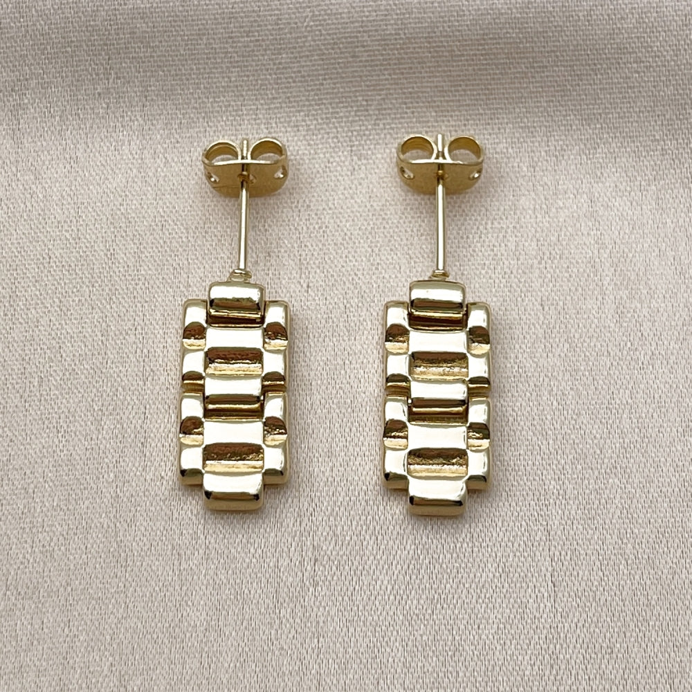 Oro Laminado Stud Earring, Gold Filled Style Belt Buckle Design, Polished, Golden Finish