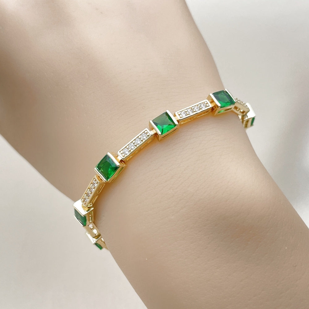 Oro Laminado Tennis Bracelet, Gold Filled Style with Green and White Cubic Zirconia, Polished, Golden Finish