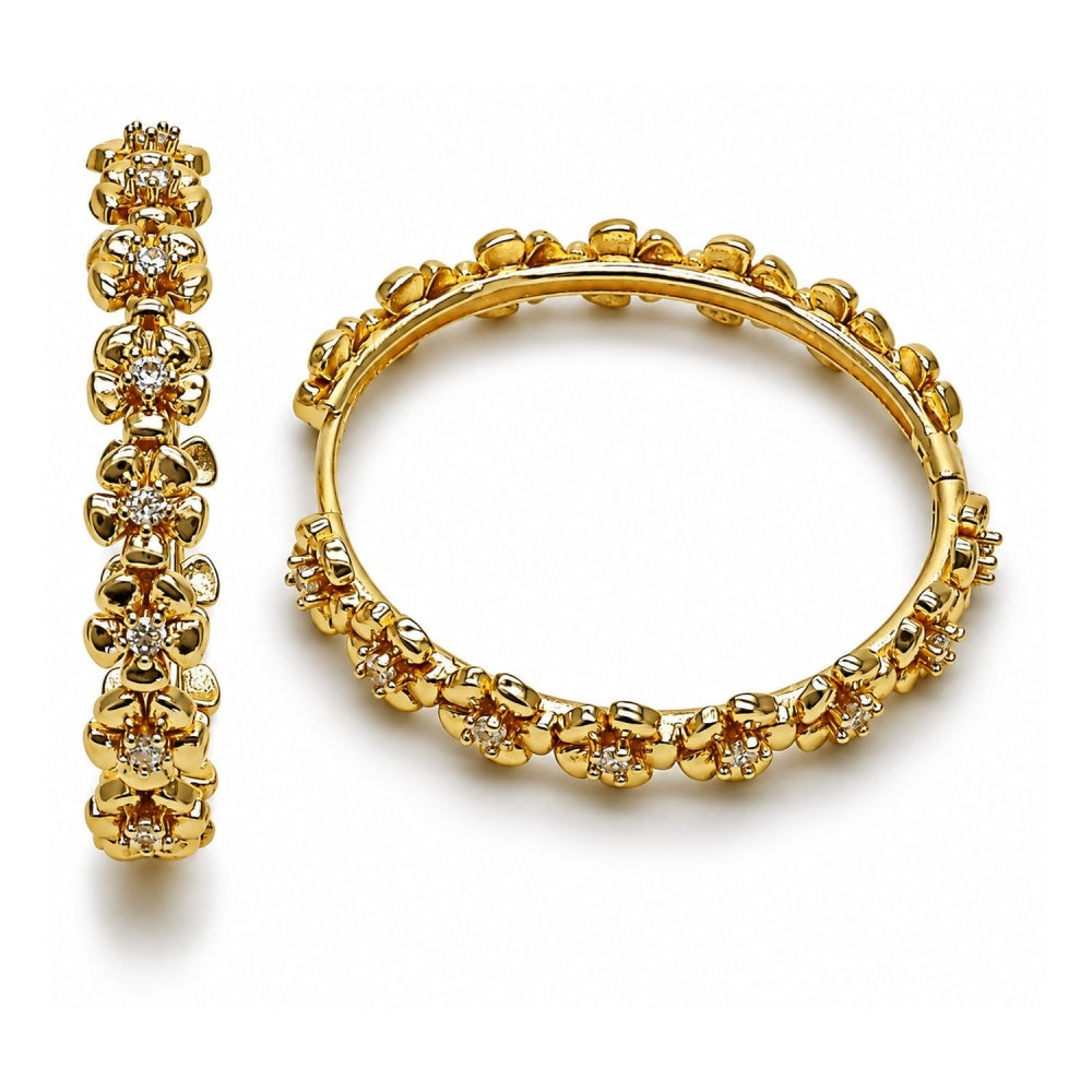 Oro Laminado Huggie Hoop, Gold Filled Style Flower Design, with White Cubic Zirconia, Polished, Golden Finish