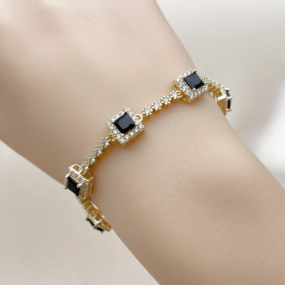 Oro Laminado Tennis Bracelet, Gold Filled Style Cluster Design, with Black and White Cubic Zirconia, Polished, Golden Finish