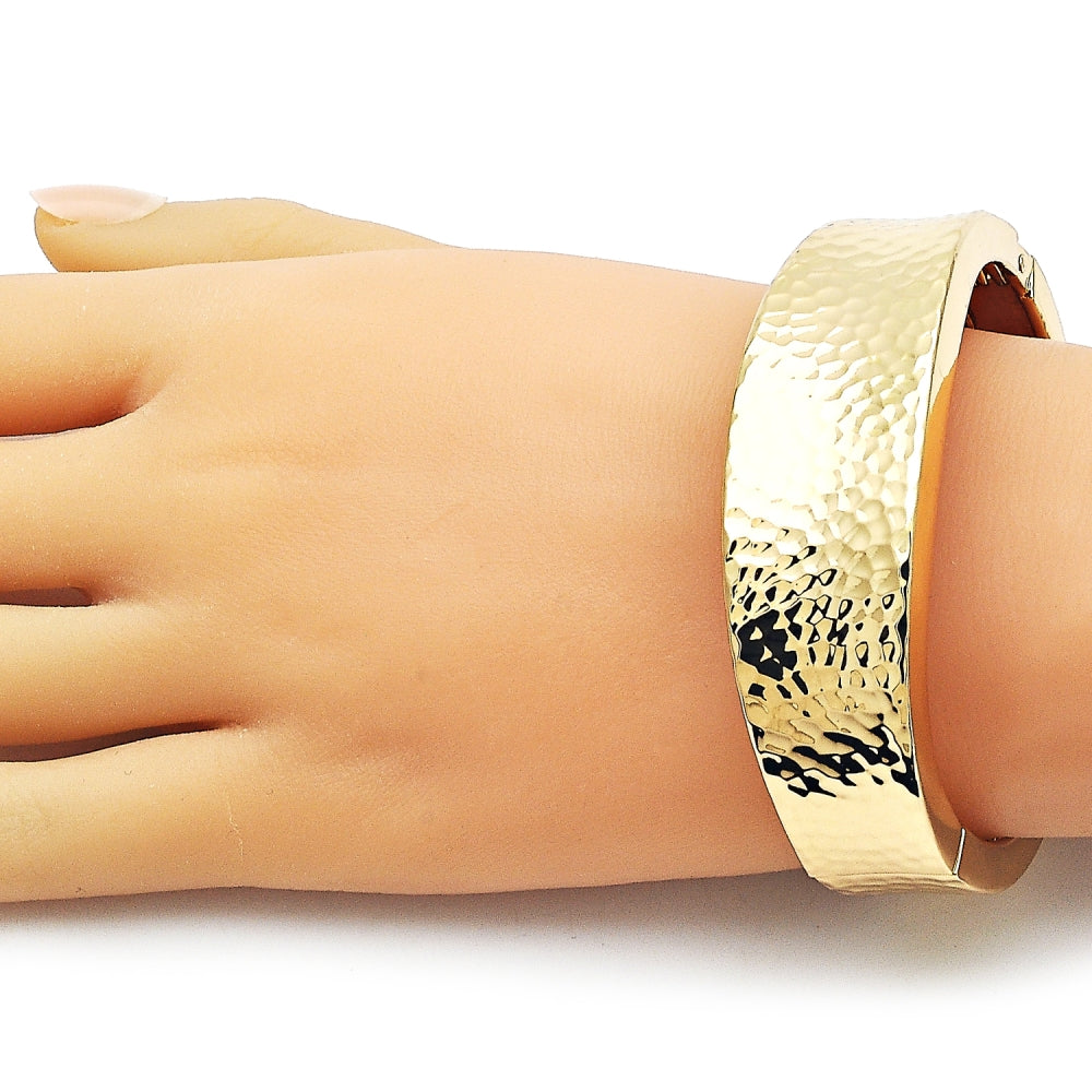 Oro Laminado Individual Bangle, Gold Filled Style Polished, Golden Finish