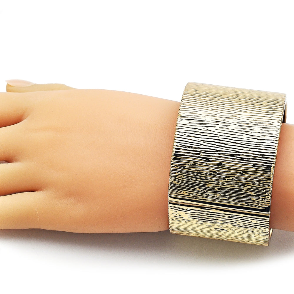 Oro Laminado Individual Bangle, Gold Filled Style Diamond Cutting Finish, Golden Finish