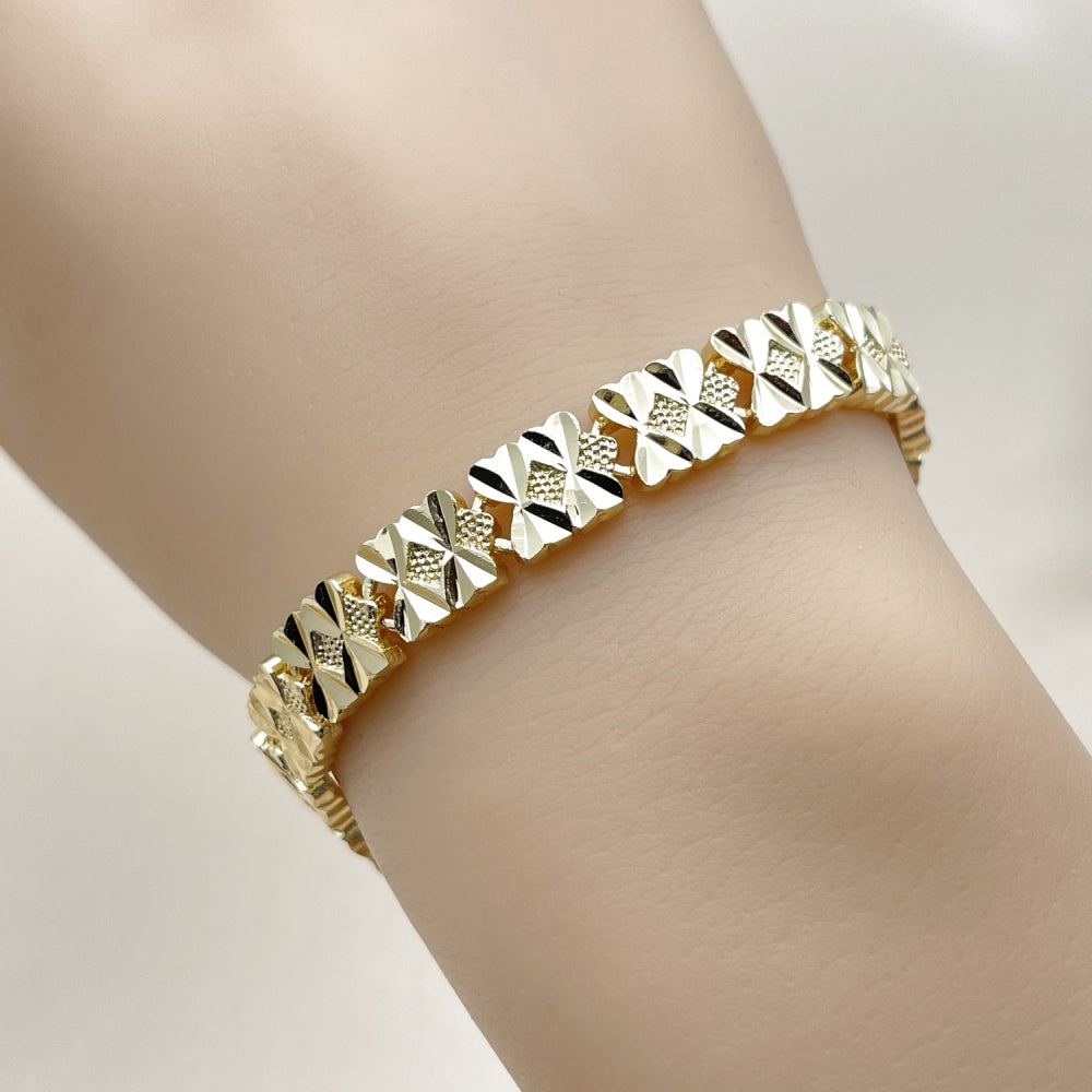 Oro Laminado Solid Bracelet, Gold Filled Style Heart Design, Diamond Cutting Finish, Golden Finish