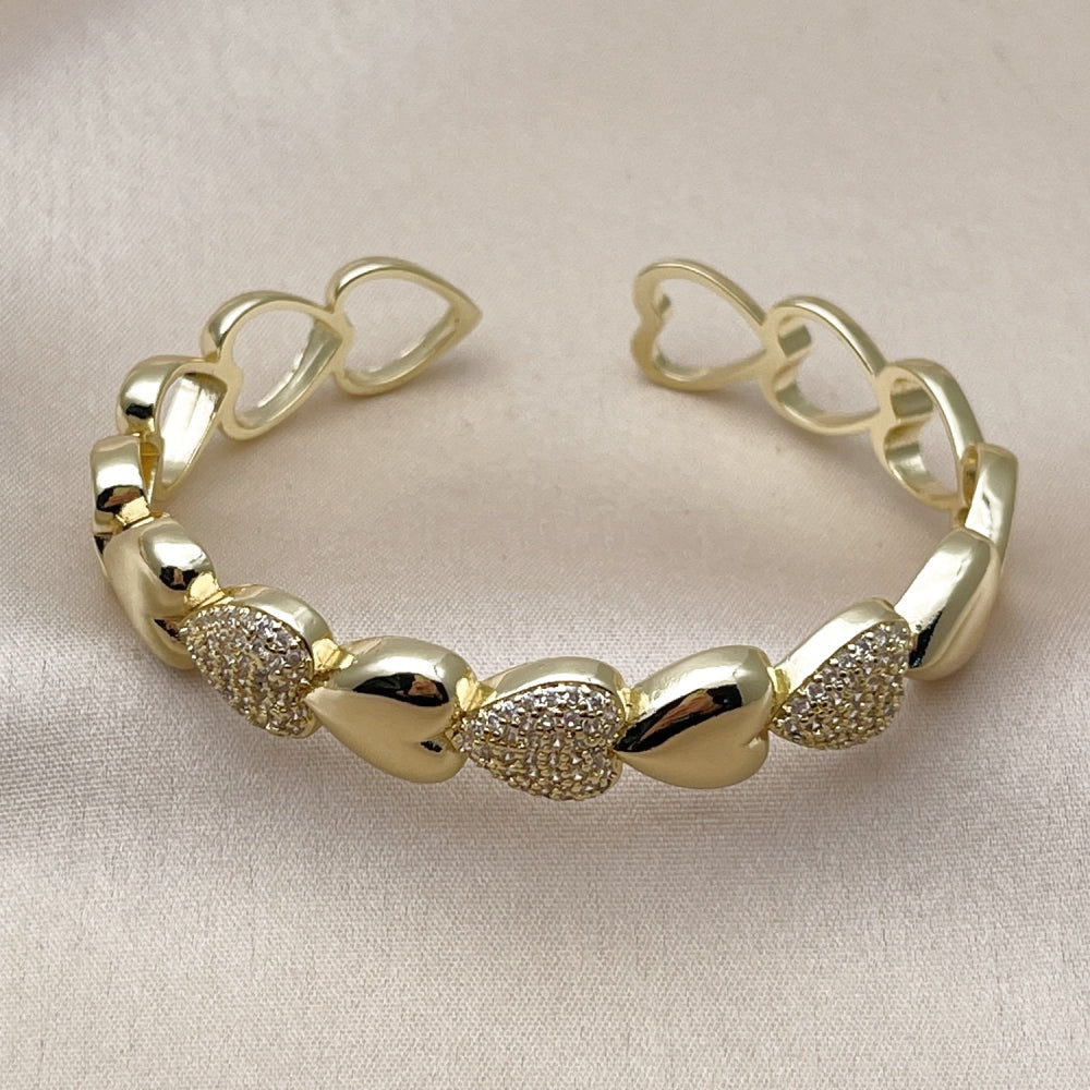 Oro Laminado Individual Bangle, Gold Filled Style Heart Design, with White Micro Pave, Polished, Tricolor