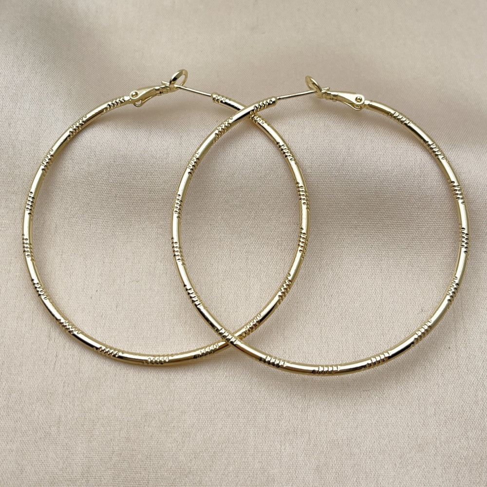 Oro Laminado Large Hoop, Gold Filled Style Diamond Cutting Finish, Golden Finish