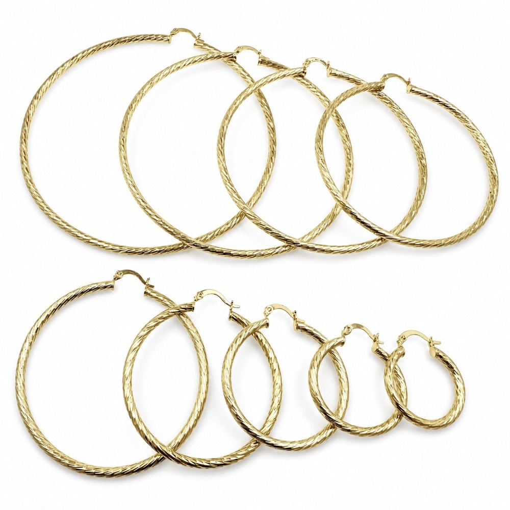 Oro Laminado Medium Hoop, Gold Filled Style Hollow Design, Diamond Cutting Finish, Golden Finish