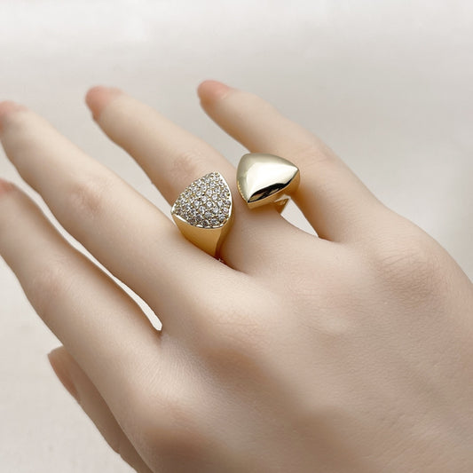 Oro Laminado Multi Stone Ring, Gold Filled Style with White Cubic Zirconia, Polished, Golden Finish