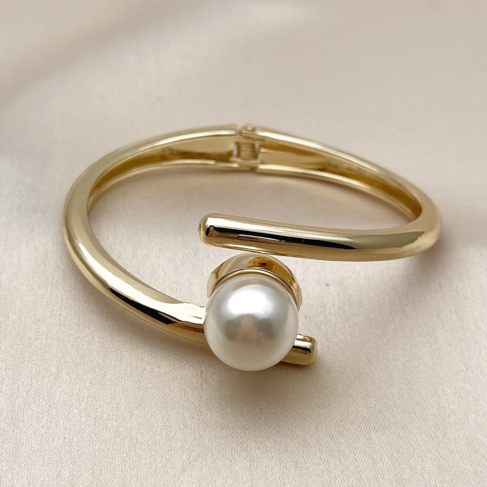Oro Laminado Individual Bangle, Gold Filled Style Ball Design, with Ivory Pearl, Polished, Golden Finish