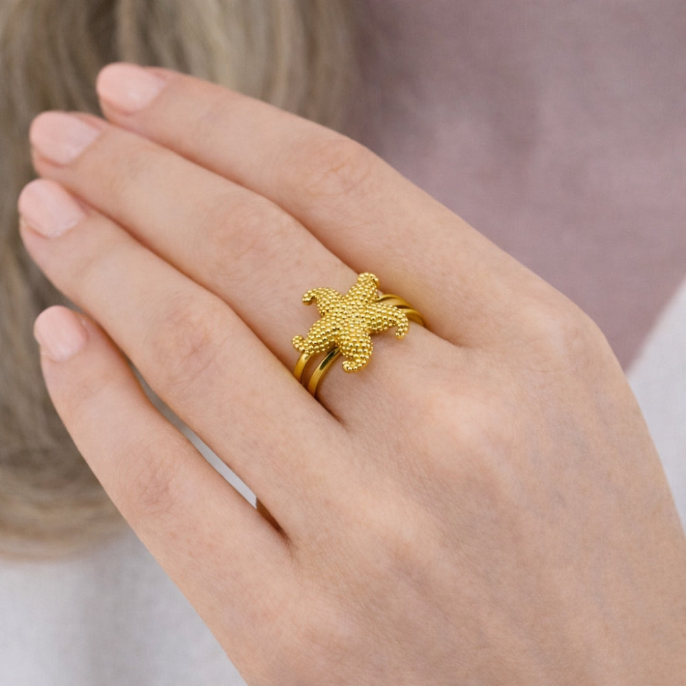 Oro Laminado Elegant Ring, Gold Filled Style Star Design, Matte Finish, Golden Finish