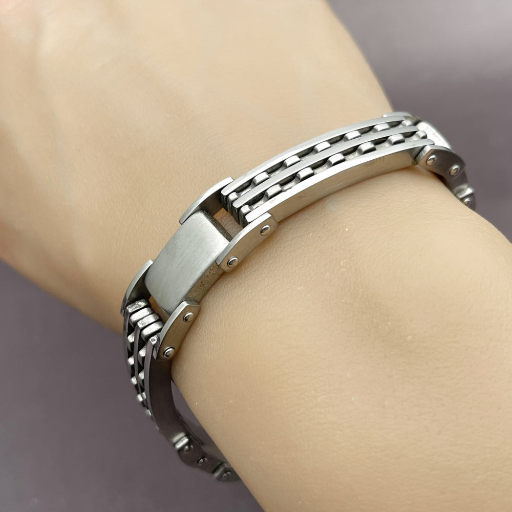 Stainless Steel Solid Bracelet, Polished, Steel Finish