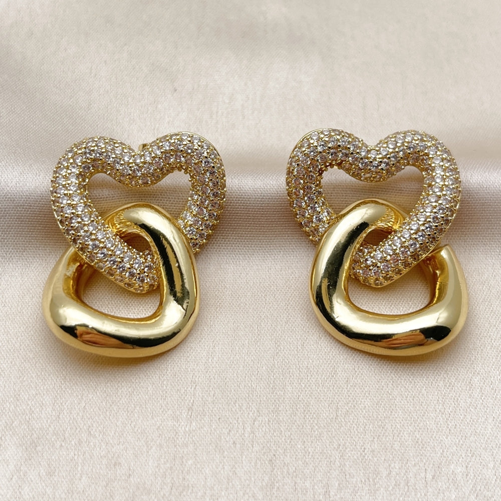 Oro Laminado Stud Earring, Gold Filled Style Heart Design, with White Cubic Zirconia, Polished, Golden Finish