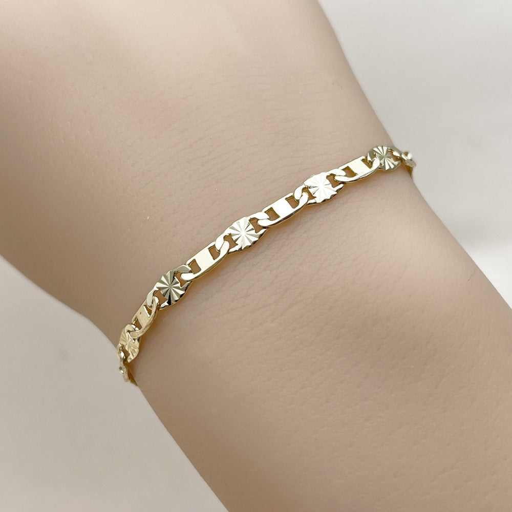 Oro Laminado Basic Bracelet, Gold Filled Style Mariner Design, Diamond Cutting Finish, Golden Finish