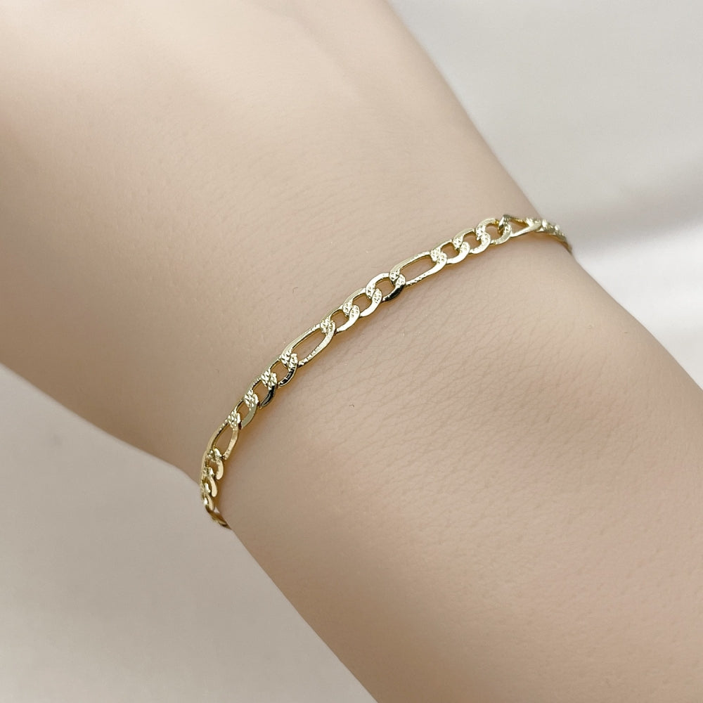 Oro Laminado Basic Bracelet, Gold Filled Style Figaro Design, Diamond Cutting Finish, Golden Finish