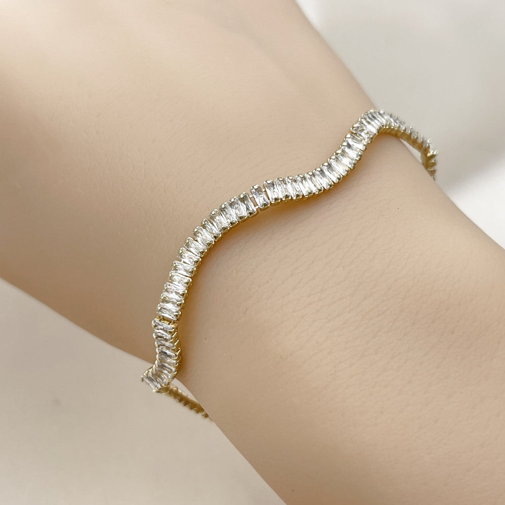 Oro Laminado Tennis Bracelet, Gold Filled Style Baguette Design, with White Cubic Zirconia, Polished, Golden Finish