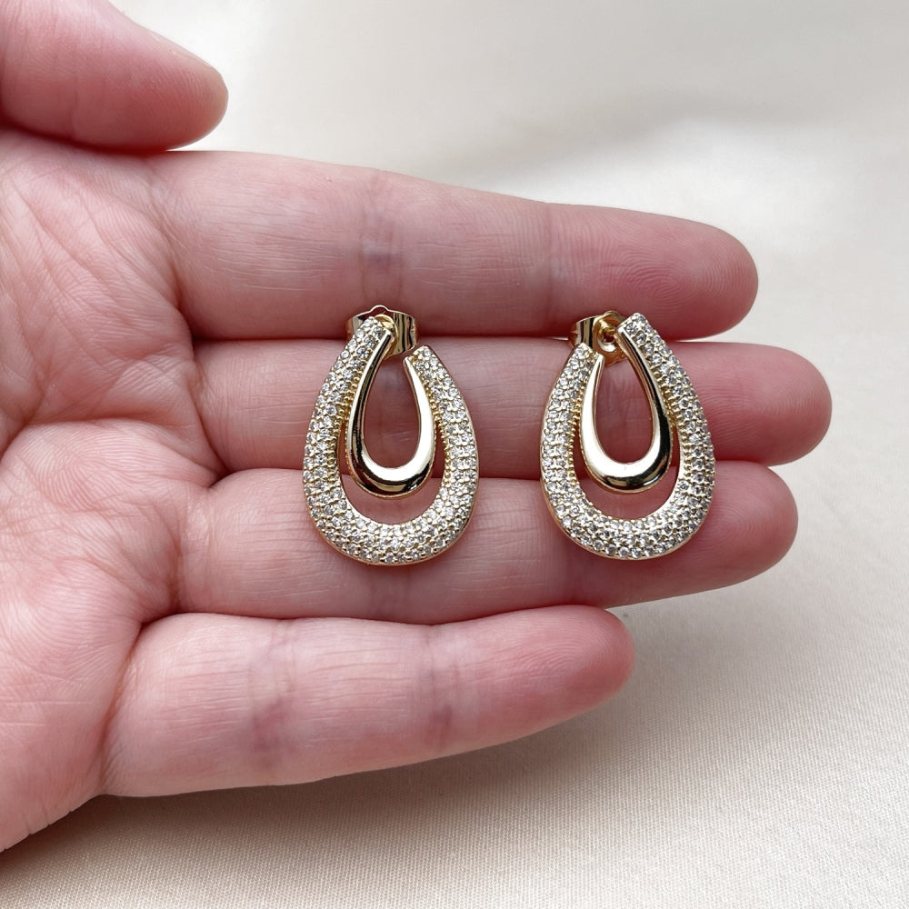 Oro Laminado Stud Earring, Gold Filled Style with White Cubic Zirconia, Polished, Golden Finish