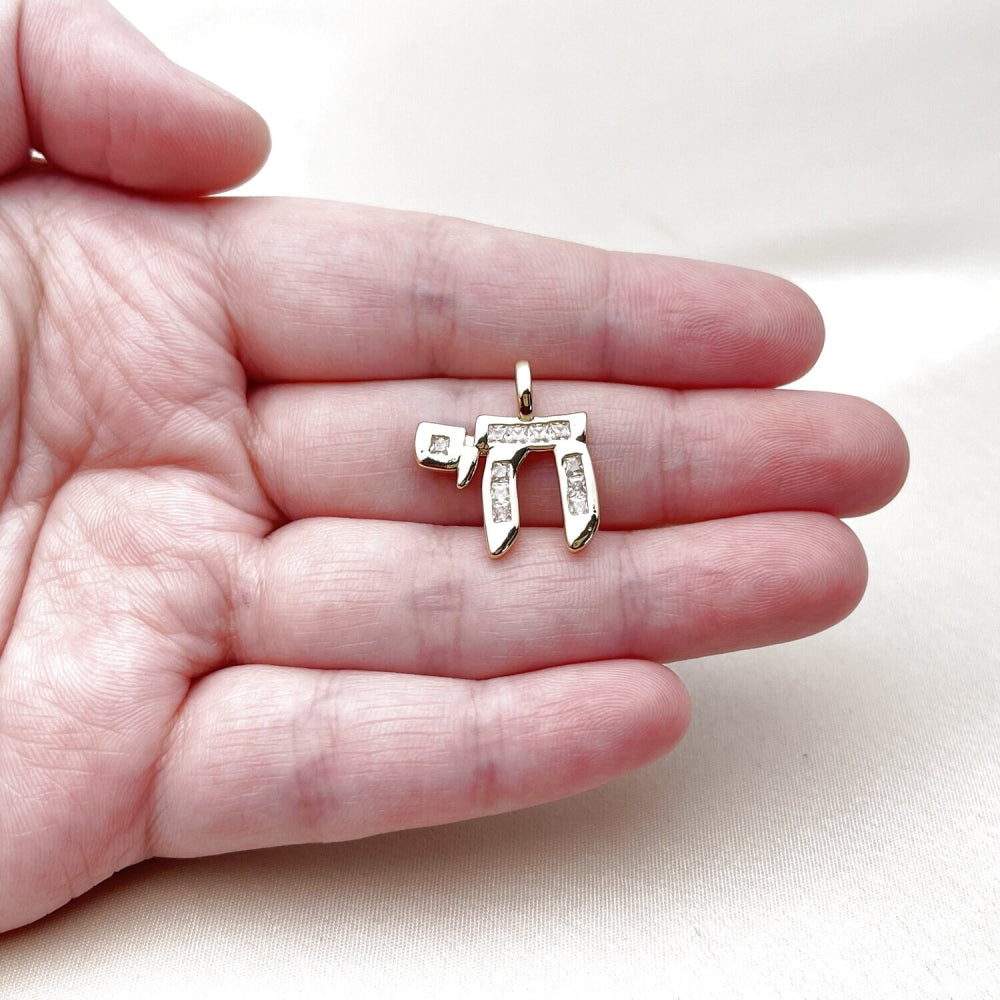 Oro Laminado Religious Pendant, Gold Filled Style Judaica Design, with White Cubic Zirconia, Polished, Golden Finish