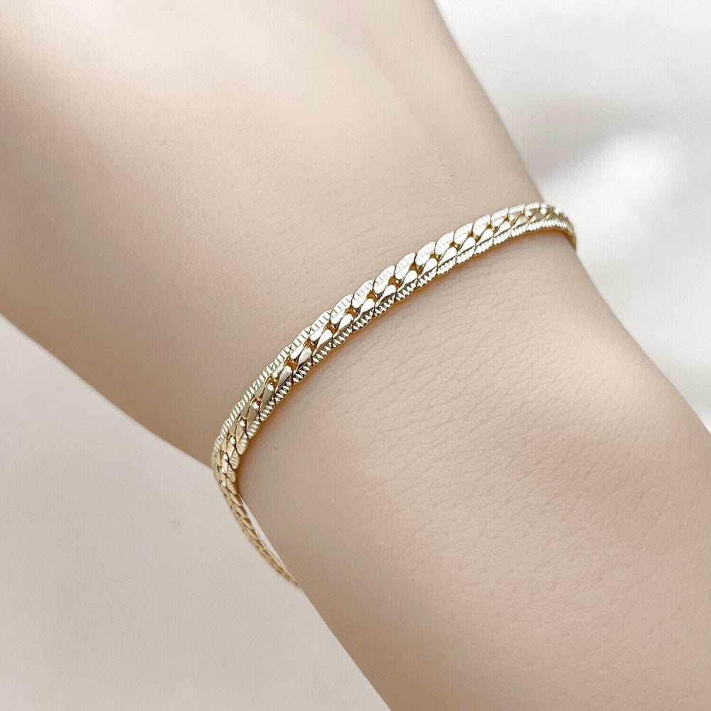 Oro Laminado Basic Bracelet, Gold Filled Style Polished, Golden Finish