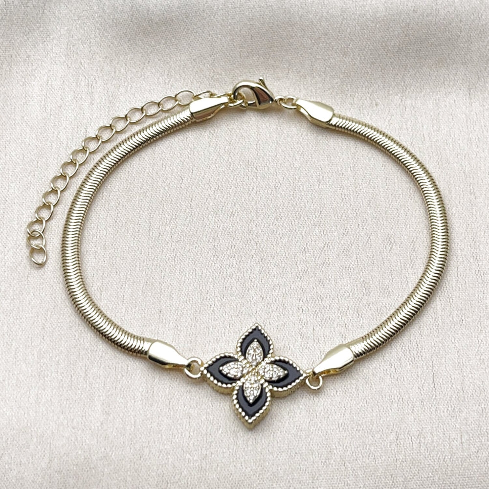 Oro Laminado Fancy Bracelet, Gold Filled Style Four-leaf Clover and Rat Tail Design, with White Micro Pave, Black Enamel Finish, Golden Finish