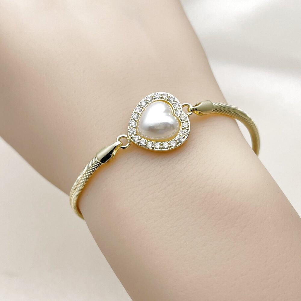 Oro Laminado Fancy Bracelet, Gold Filled Style Heart and Cluster Design, with Ivory Pearl and White Cubic Zirconia, Polished, Golden Finish
