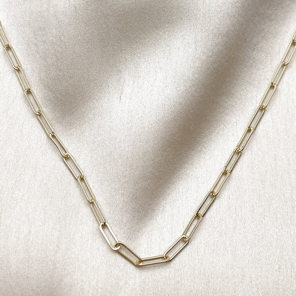 Oro Laminado Basic Necklace, Gold Filled Style Paperclip Design, Polished, Golden Finish