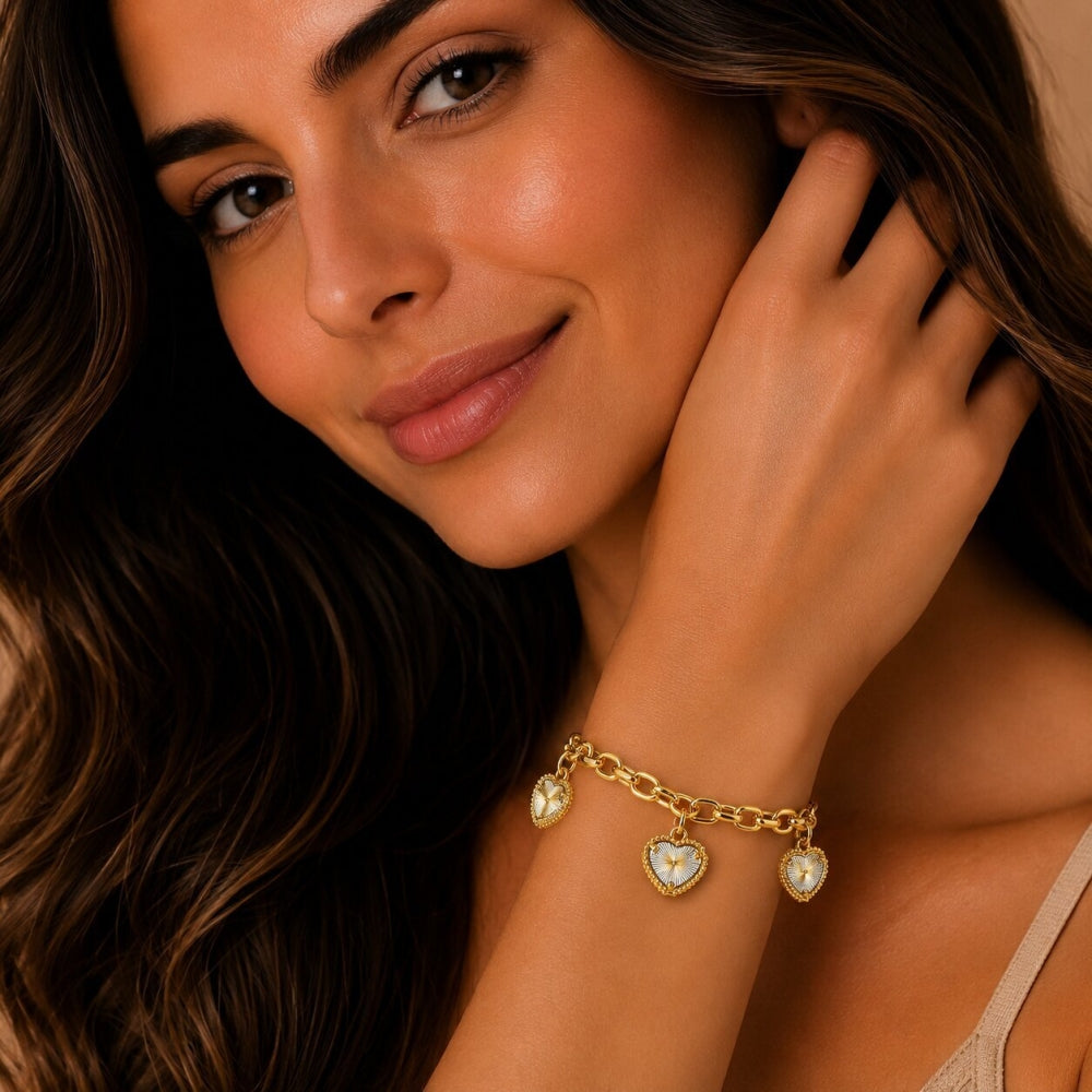 Oro Laminado Fancy Bracelet, Gold Filled Style Heart Design, Diamond Cutting Finish, Golden Finish