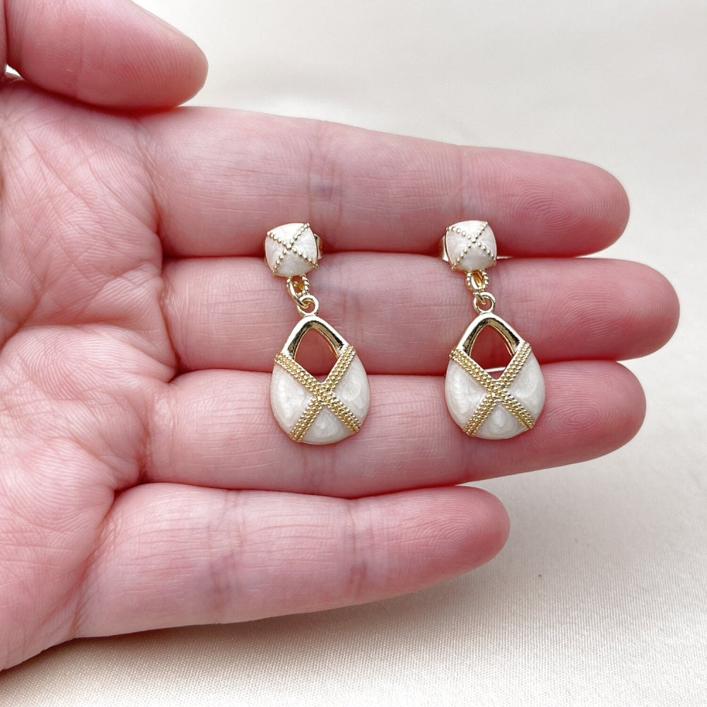 Oro Laminado Dangle Earring, Gold Filled Style Teardrop and Suitecase Design, White Enamel Finish, Golden Finish