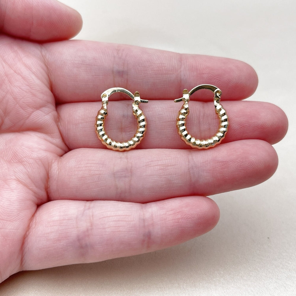 Oro Laminado Small Hoop, Gold Filled Style Polished, Golden Finish