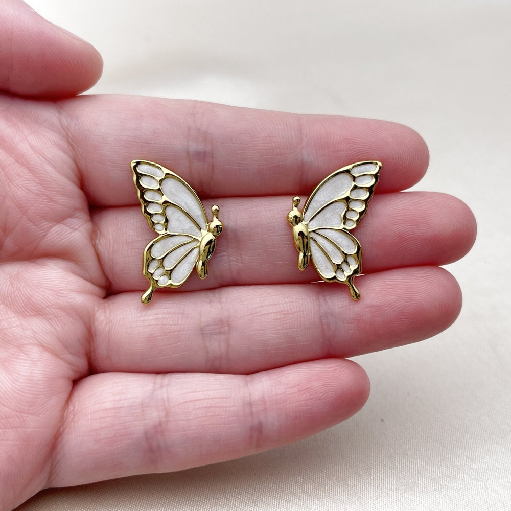 Oro Laminado Stud Earring, Gold Filled Style Butterfly Design, White Enamel Finish, Golden Finish