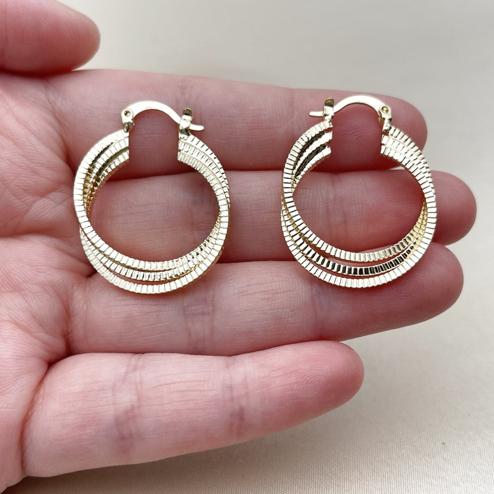 Oro Laminado Small Hoop, Gold Filled Style Polished, Golden Finish