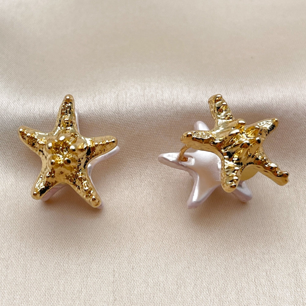 Oro Laminado Huggie Hoop, Gold Filled Style Star Design, with Ivory Pearl, Polished, Golden Finish