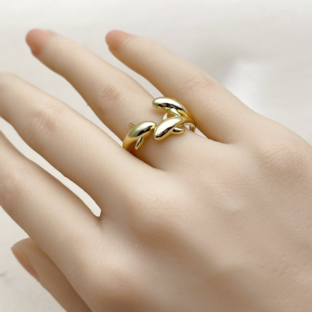 Oro Laminado Elegant Ring, Gold Filled Style Dolphin Design, Polished, Golden Finish