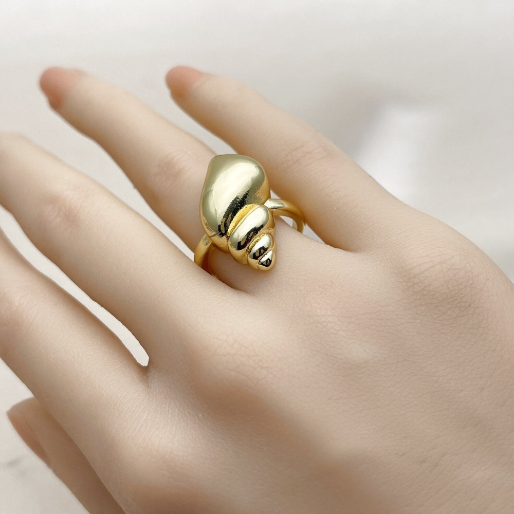 Oro Laminado Elegant Ring, Gold Filled Style Snail Design, Polished, Golden Finish