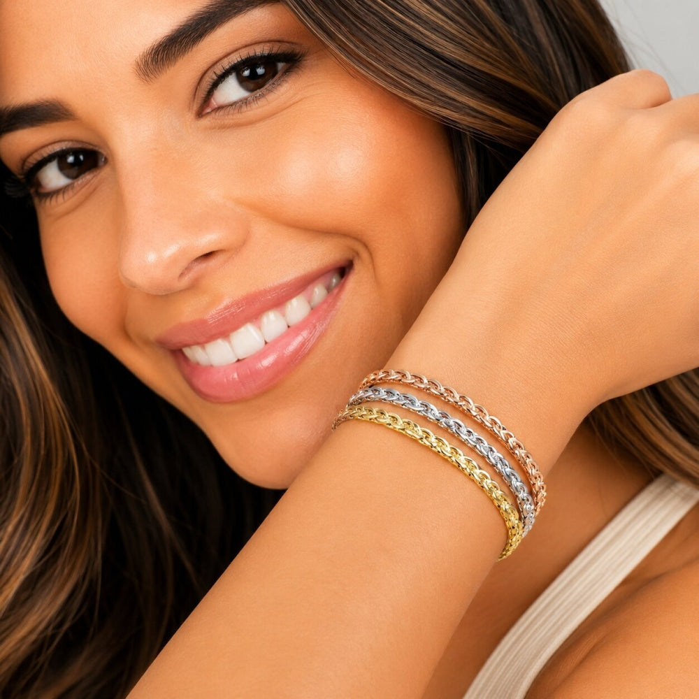 Oro Laminado Trio Bangle, Gold Filled Style Polished, Tricolor